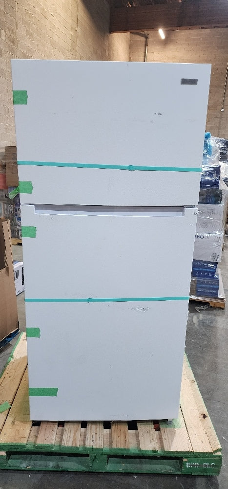 18 cu. ft. Top Freezer Refrigerator DOE in White