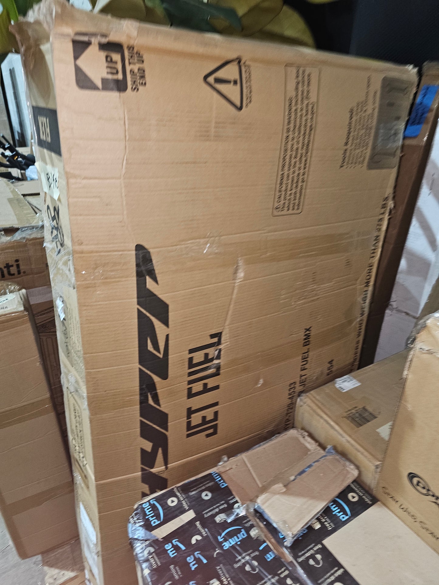 NEW Hyper Bicycles 29 Jet Fuel BMX Bike for Adults