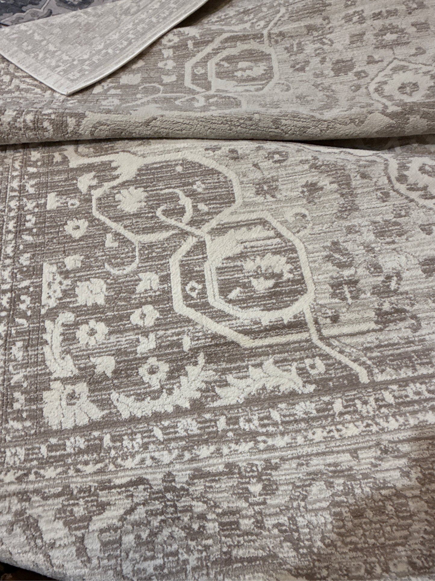 Nourison Seraphine Runner Rug 7’10” x 9’10”