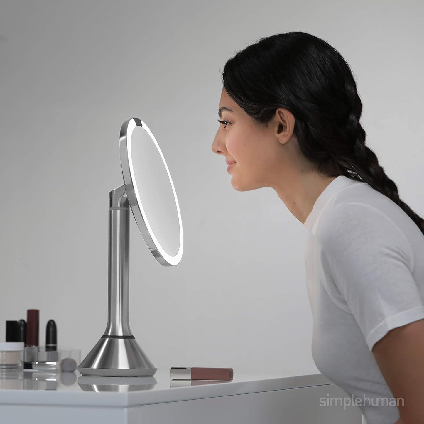 simplehuman 8” Round LED Sensor Mirror with 5x and 10x Magnification