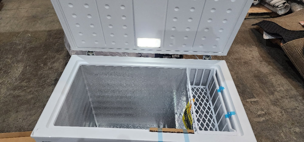 Vissani 8.8 cu. ft. Chest Freezer LED Light