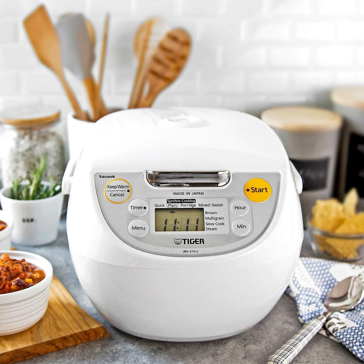 Tiger 5.5-Cup Micom Rice Cooker & Warmer & Steamer