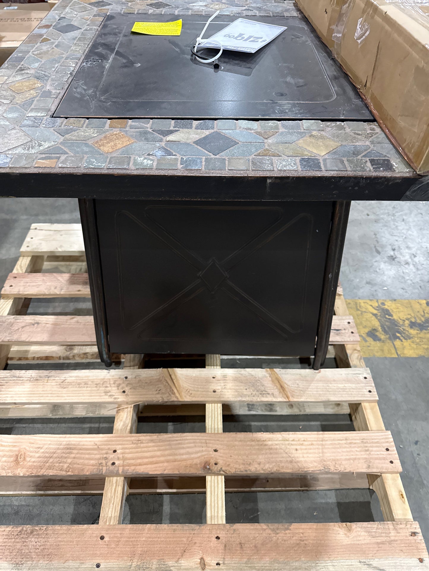 Hampton Bay Crossridge 50,000 BTU Fire Pit Table
