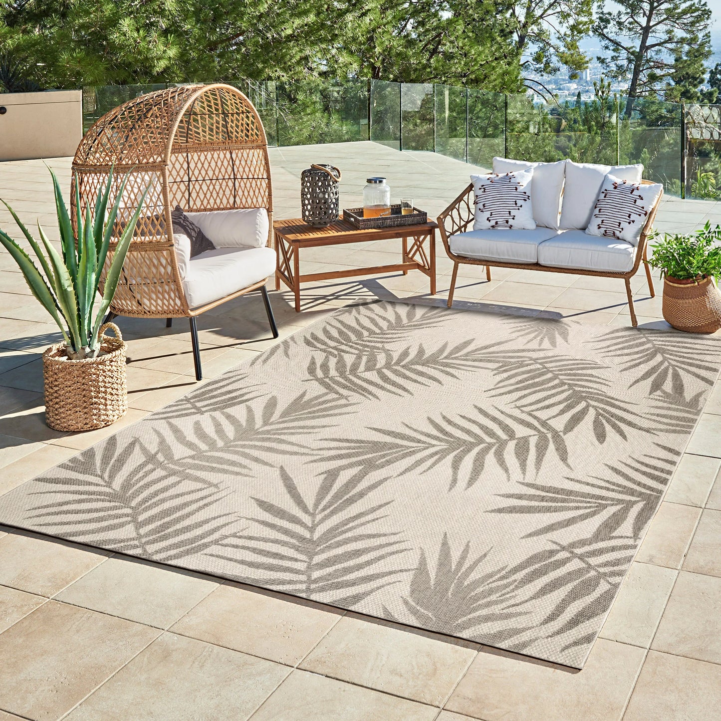 Indoor/Outdoor Rug, Studio by Brown Jordan