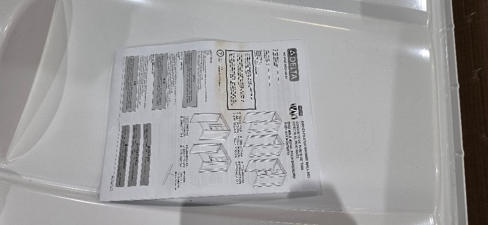 Delta Classic 500 Shower Wall White