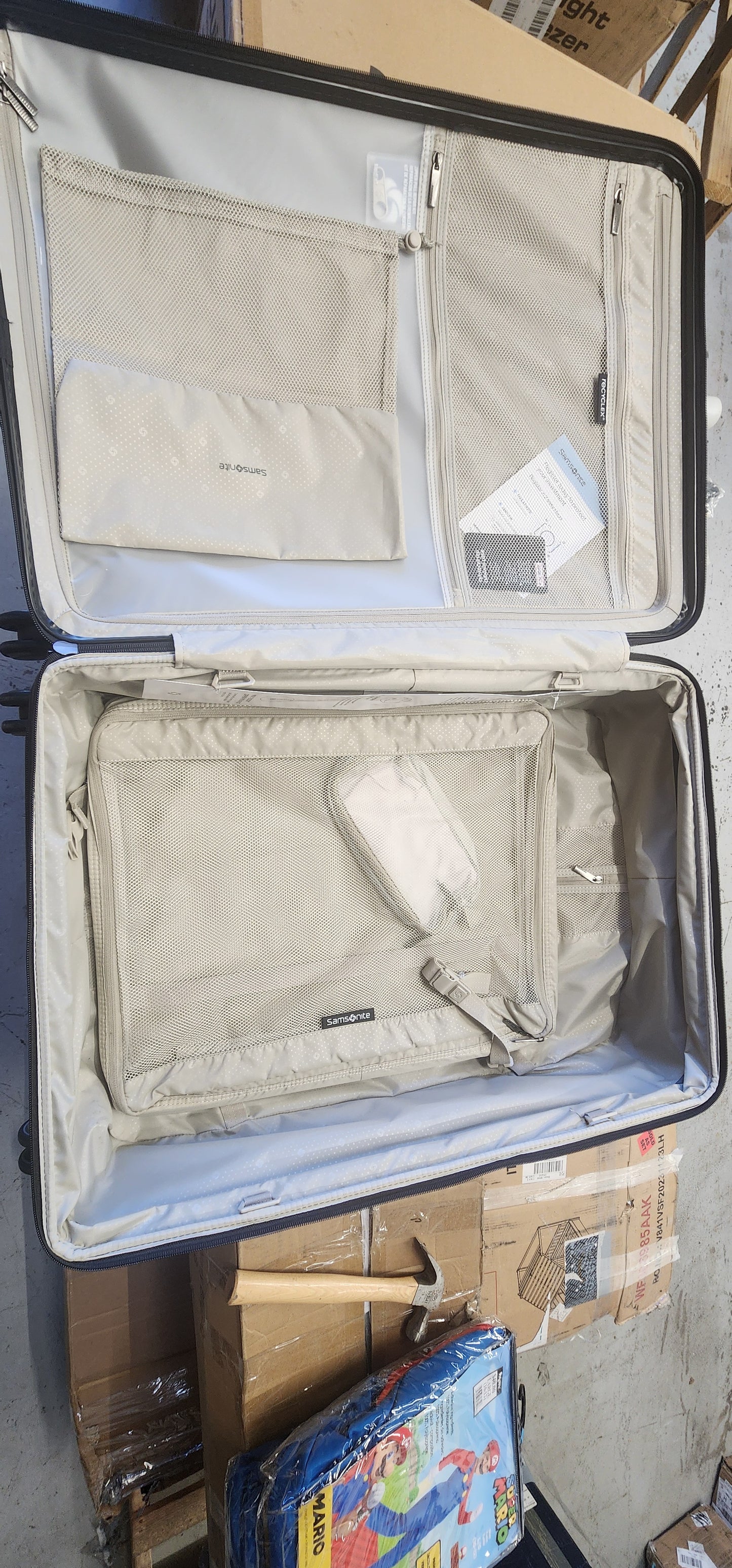 Samsonite 2-piece Hardside Luggage Set