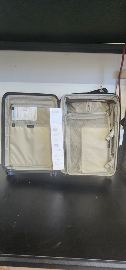 Samsonite 2-piece Hardside Luggage Set