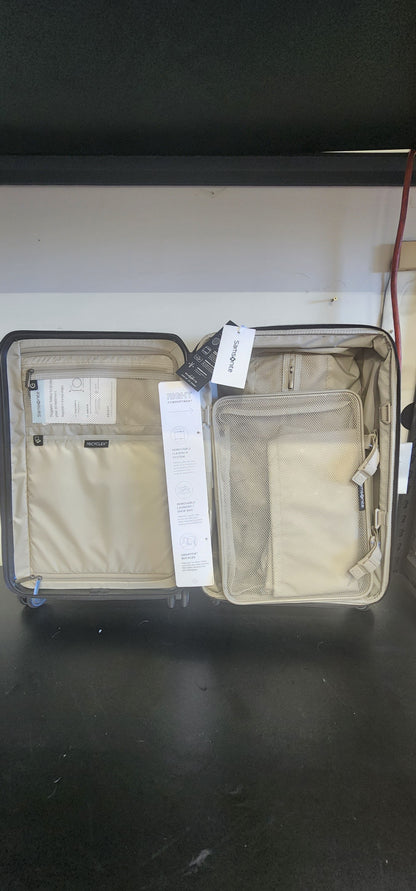 Samsonite 2-piece Hardside Luggage Set