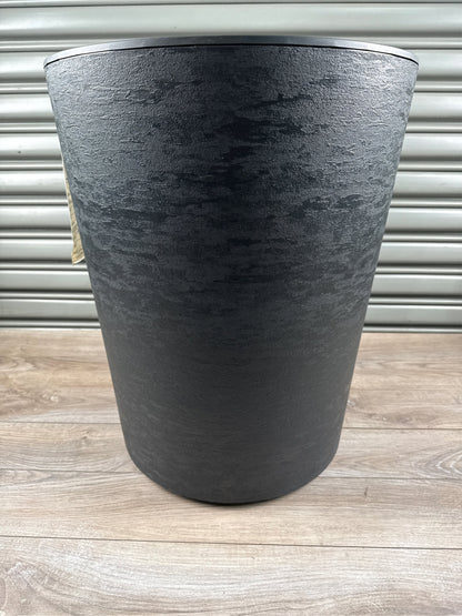 DEROMA BLACK PLANTER 21”x 17” TALL PLANTER