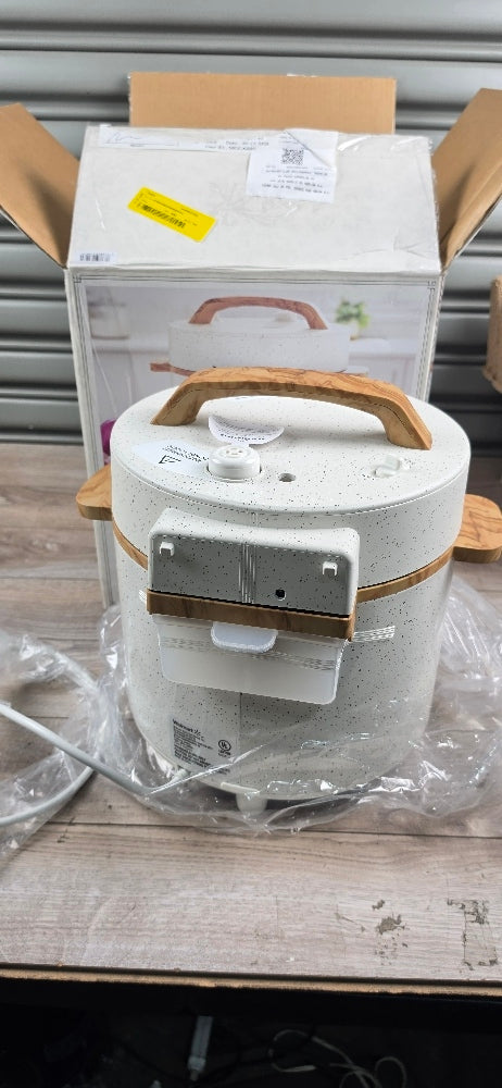 Pioneer Woman Linen Speckle 6-Qt Pressure Cooker