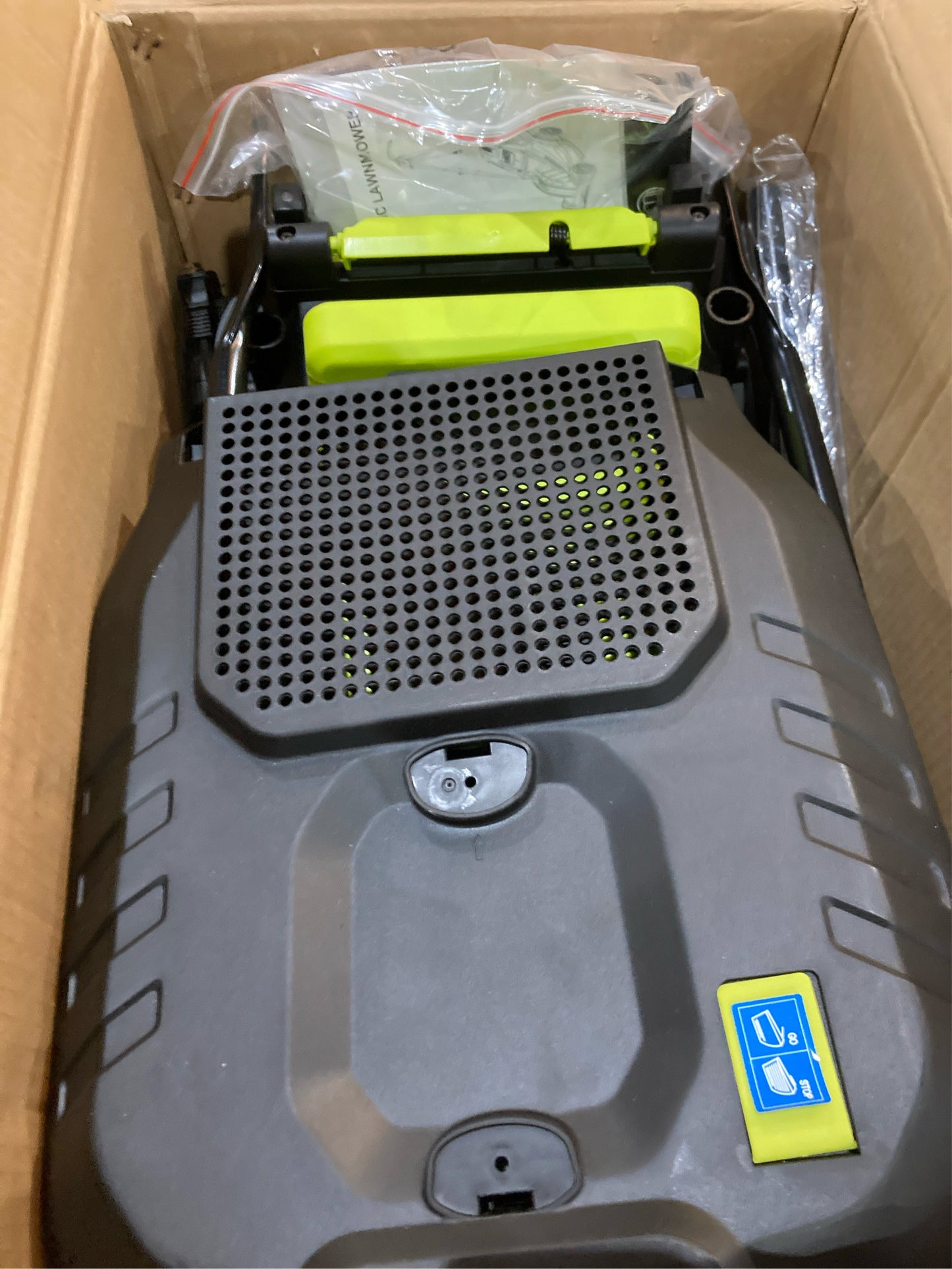 SimpliMagic Corded Lawn Mower, Lightweight