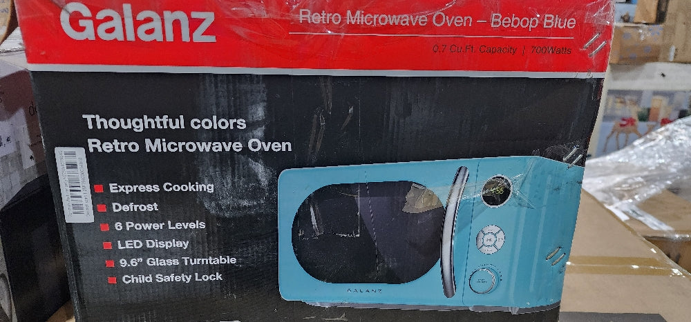 Galanz 0.7 Cu ft Retro Counter Microwave, Blue