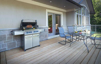 Napoleon Prestige 4-Burner Natural Gas Grill