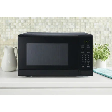 Mainstays 1.1 Cu. ft Microwave Oven in Black
