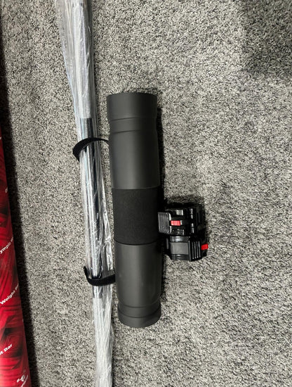 700 lb capacity 45 lb weight 7 ft long .