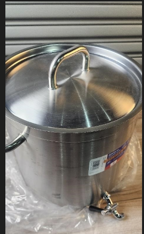 $1186 MATFER 694332 26 QUARTS STOCK POT WITH FAUCET