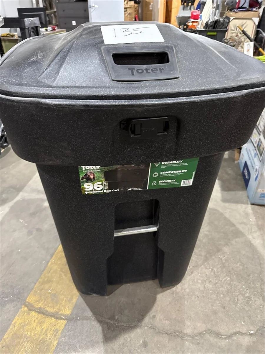 Toter Bear-Resistant 96 gal Can with Lid