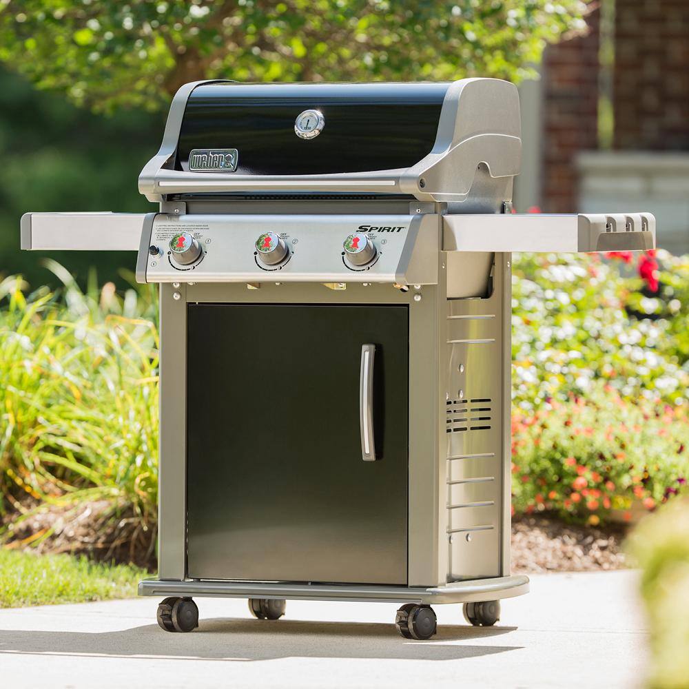 Spirit E-310 3-Burner Gas Grill with Thermometer